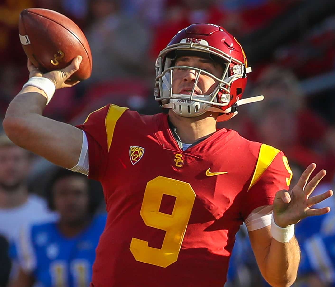USC Trojans quarterback Kedon Slovis (9) passes to USC Trojans wide receiver Drake London (15) for a 32-yard touchdown pass in the third quarter; UCLA at USC. November 23, 2019, Los Angeles, CA