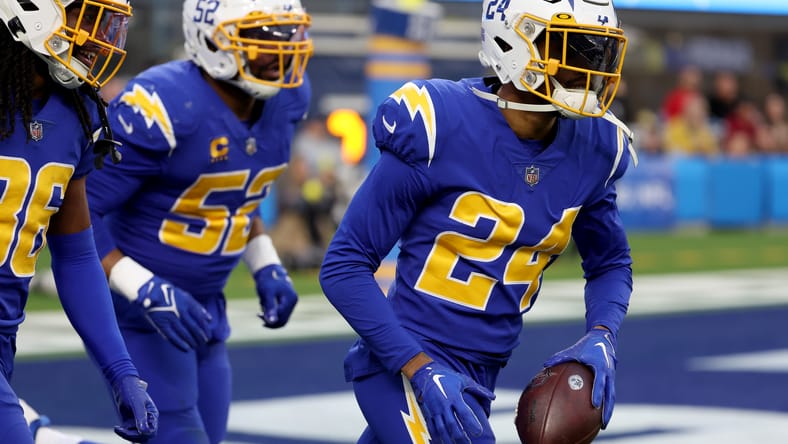 Former Chargers Safety Come Out Of Retirement Signing With AFC Rival 3 Former Chargers Safety Come Out Of Retirement Signing With AFC Rival