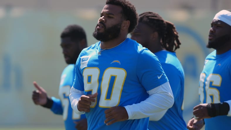 Chargers Sign Prized First-Rounder OLB Akheem Mesidor 4 NFL: Los Angeles Chargers Offseason Workouts | Akheem Mesidor