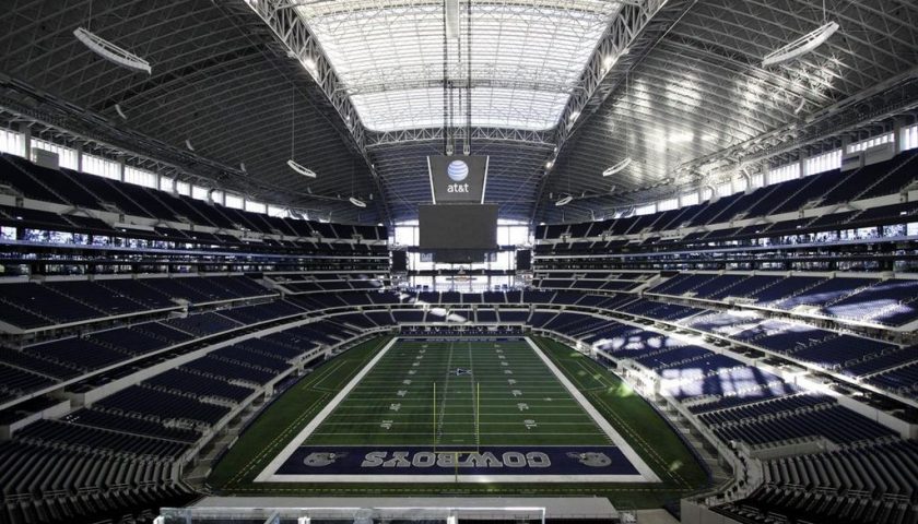 AT&T-Stadium-Dallas-Texas-jaylon-smith