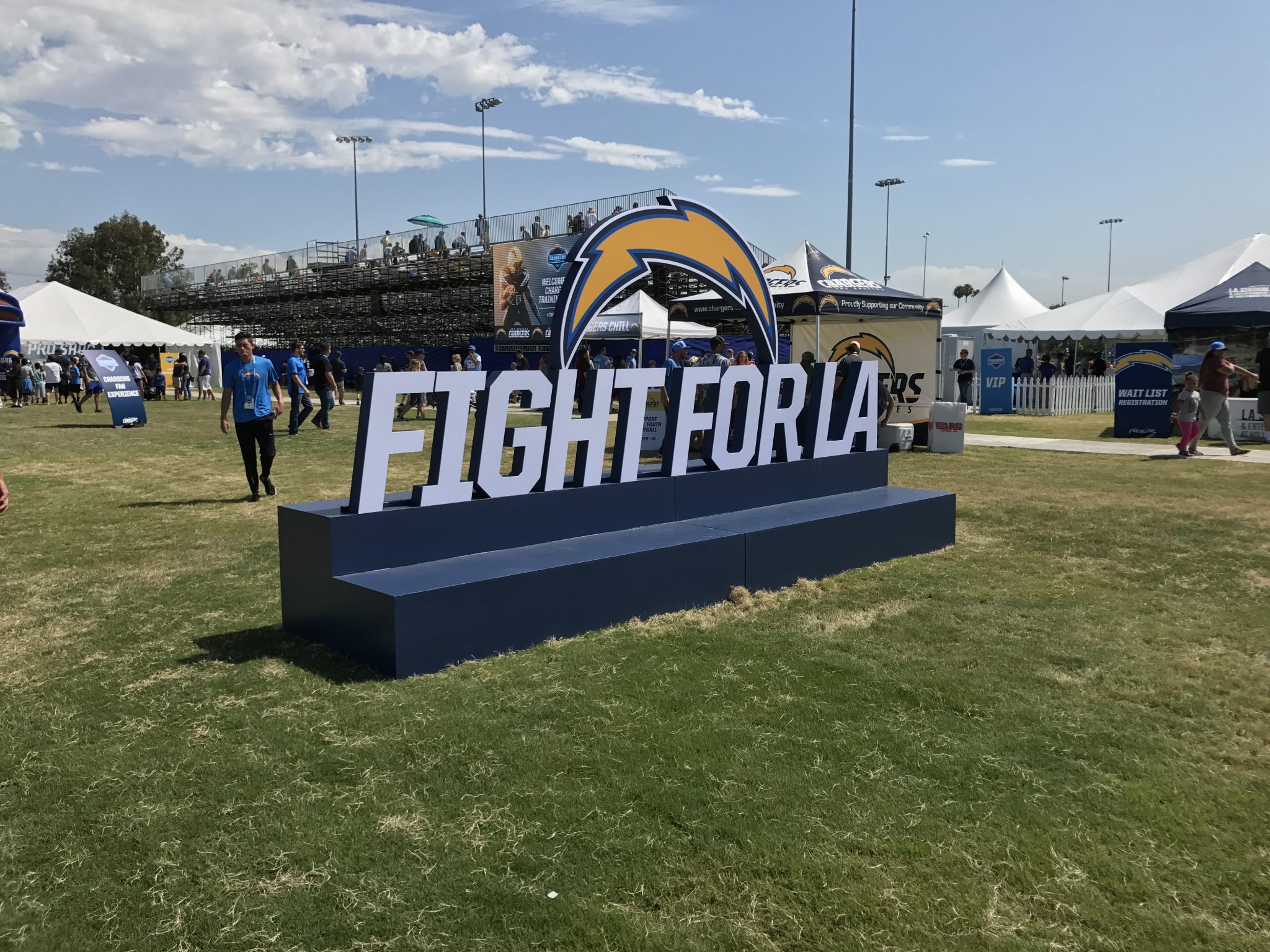 Los Angeles Rams, Los Angeles Chargers to appear on 'Hard Knocks