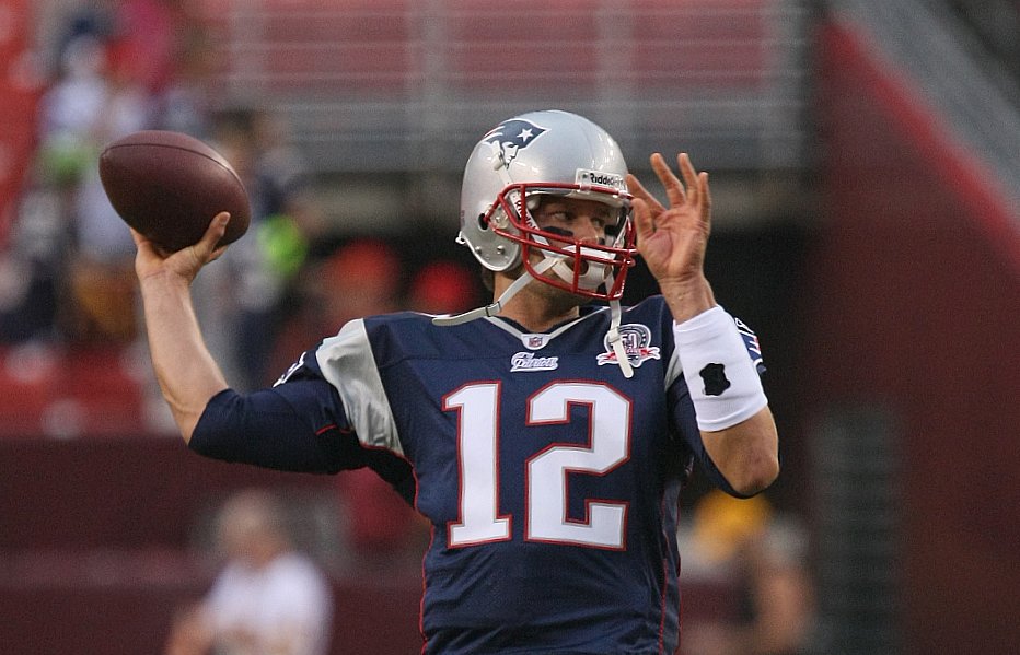 The 3 Biggest Takeaways From Week 10: Patriots Pound the Broncos 41-16