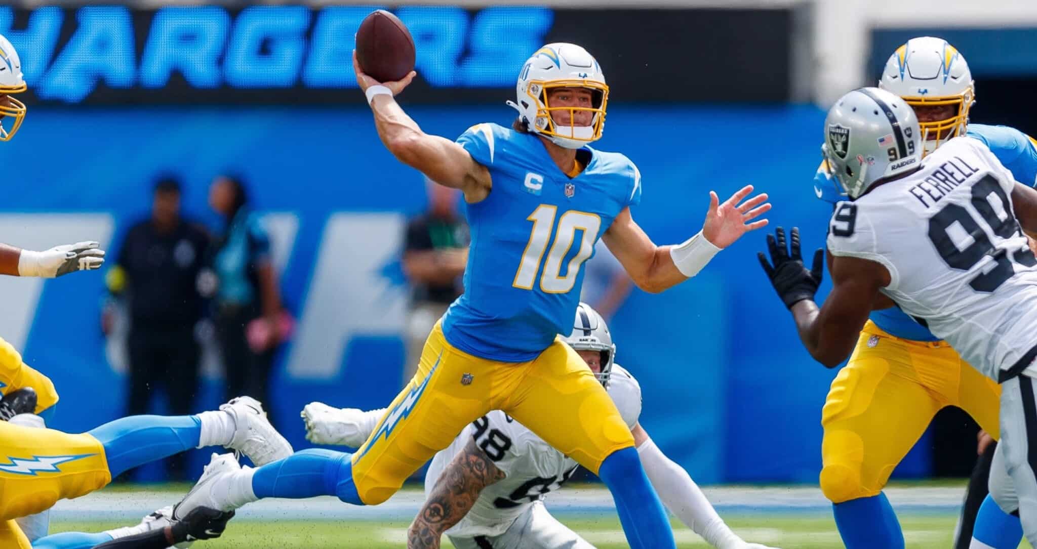 Chargers News: 3 thoughts following Chargers' first 2 preseason games -  Bolts From The Blue