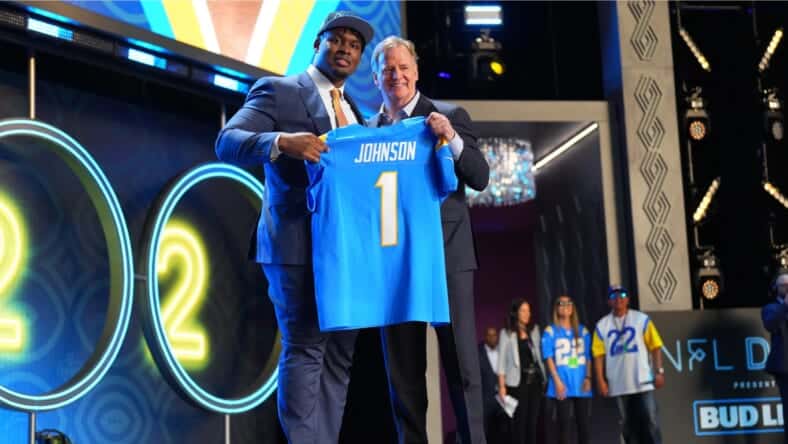 chargers 2022 draft