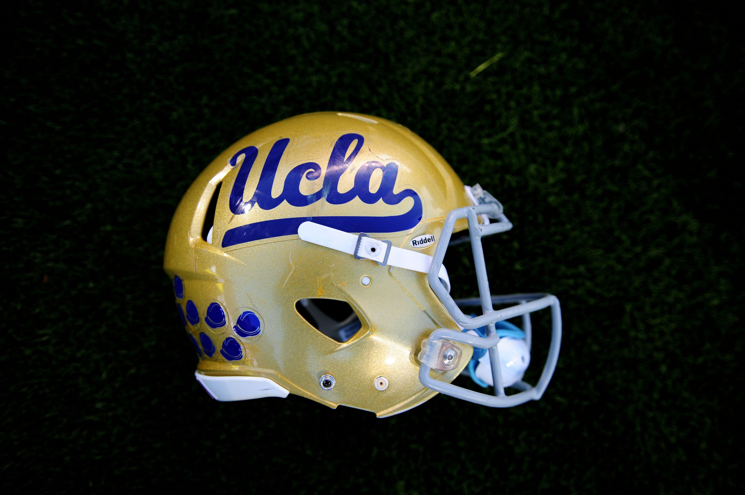 Don't Miss Out! UCLA Football Tickets For 2024 On Sale Now: Discount ...