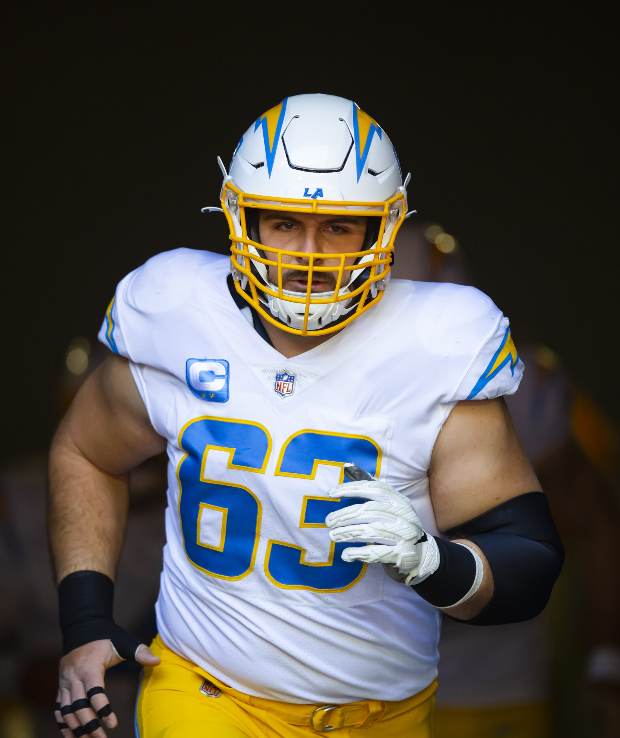 Corey Linsley, Los Angeles Chargers