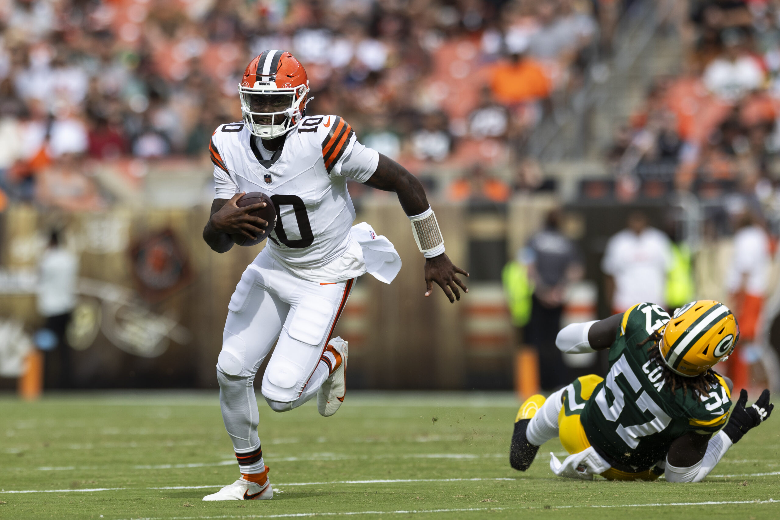 NFL: Green Bay Packers at Cleveland Browns