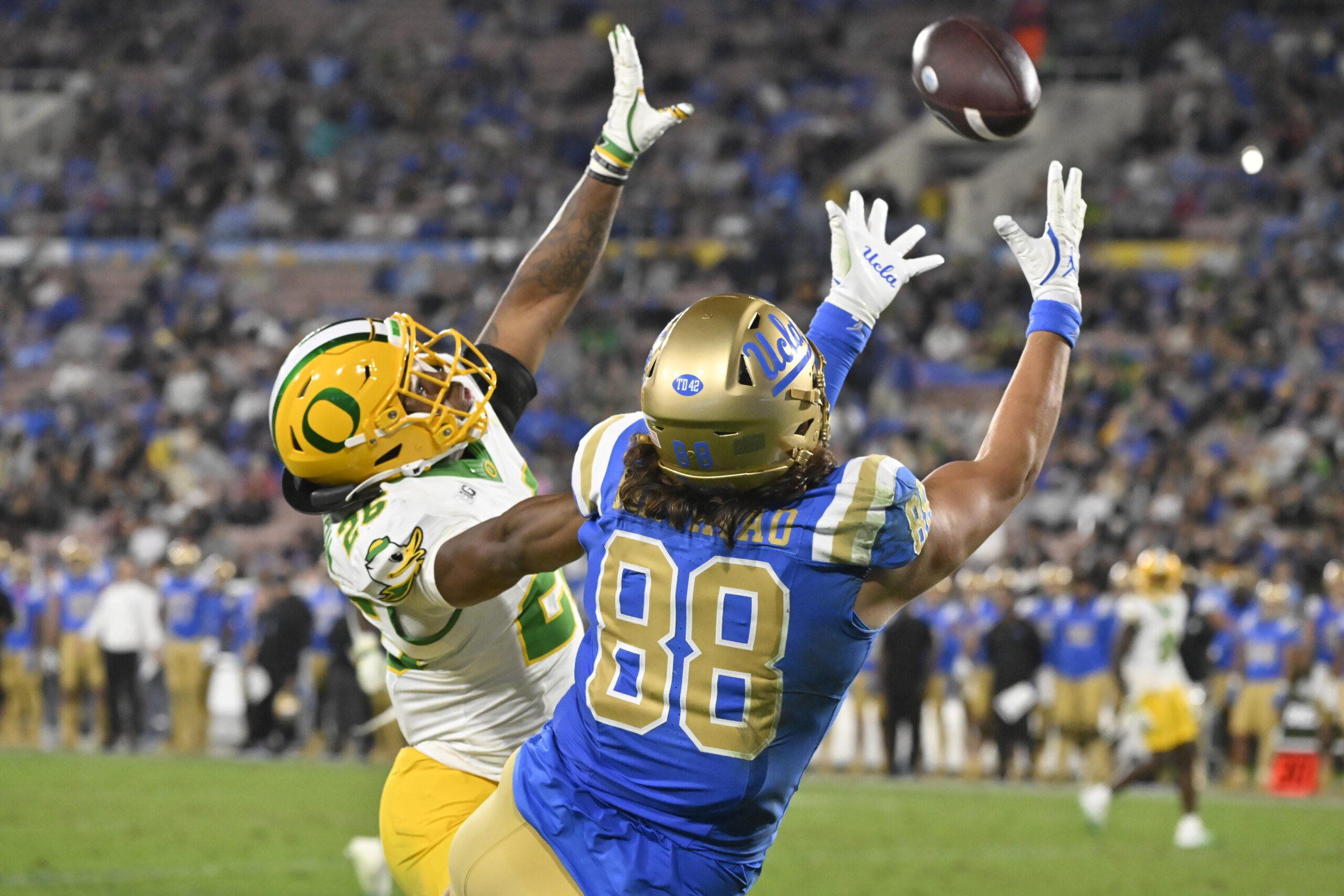 NCAA Football: Oregon at UCLA