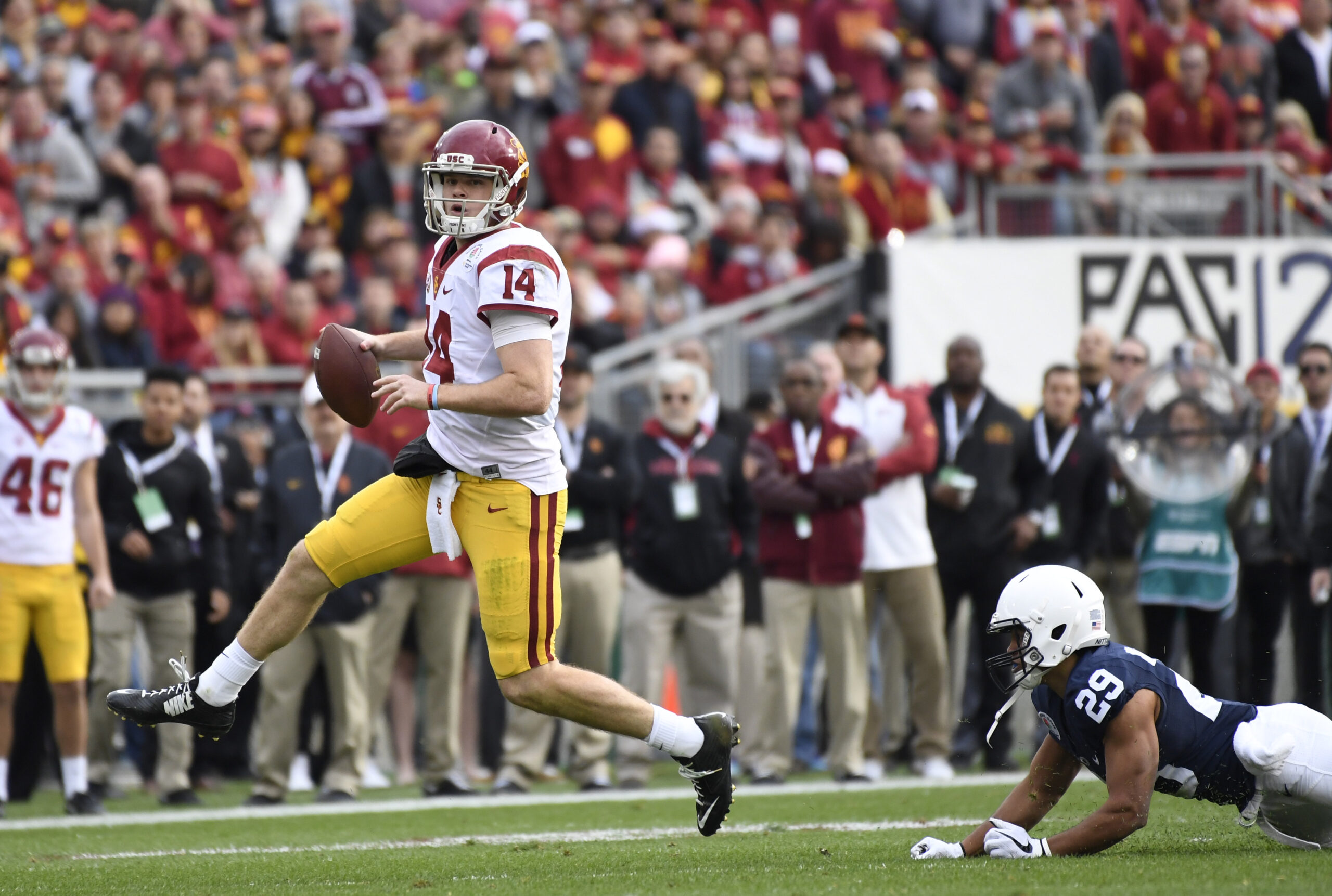 USC Trojans Announce Perfect Player To Lead Team Out Of Tunnel Against