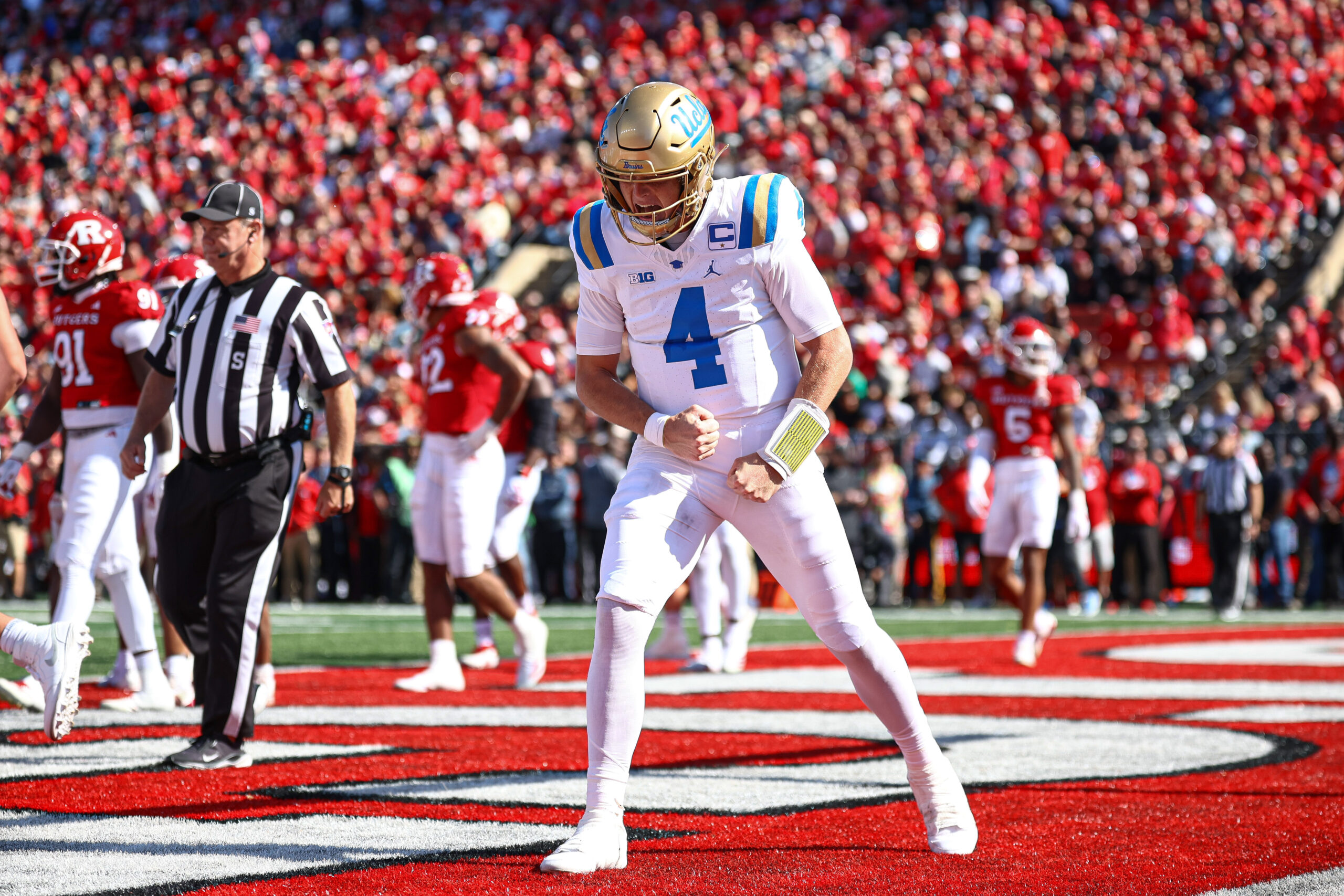 NCAA Football: UCLA at Rutgers Ethan Garbers