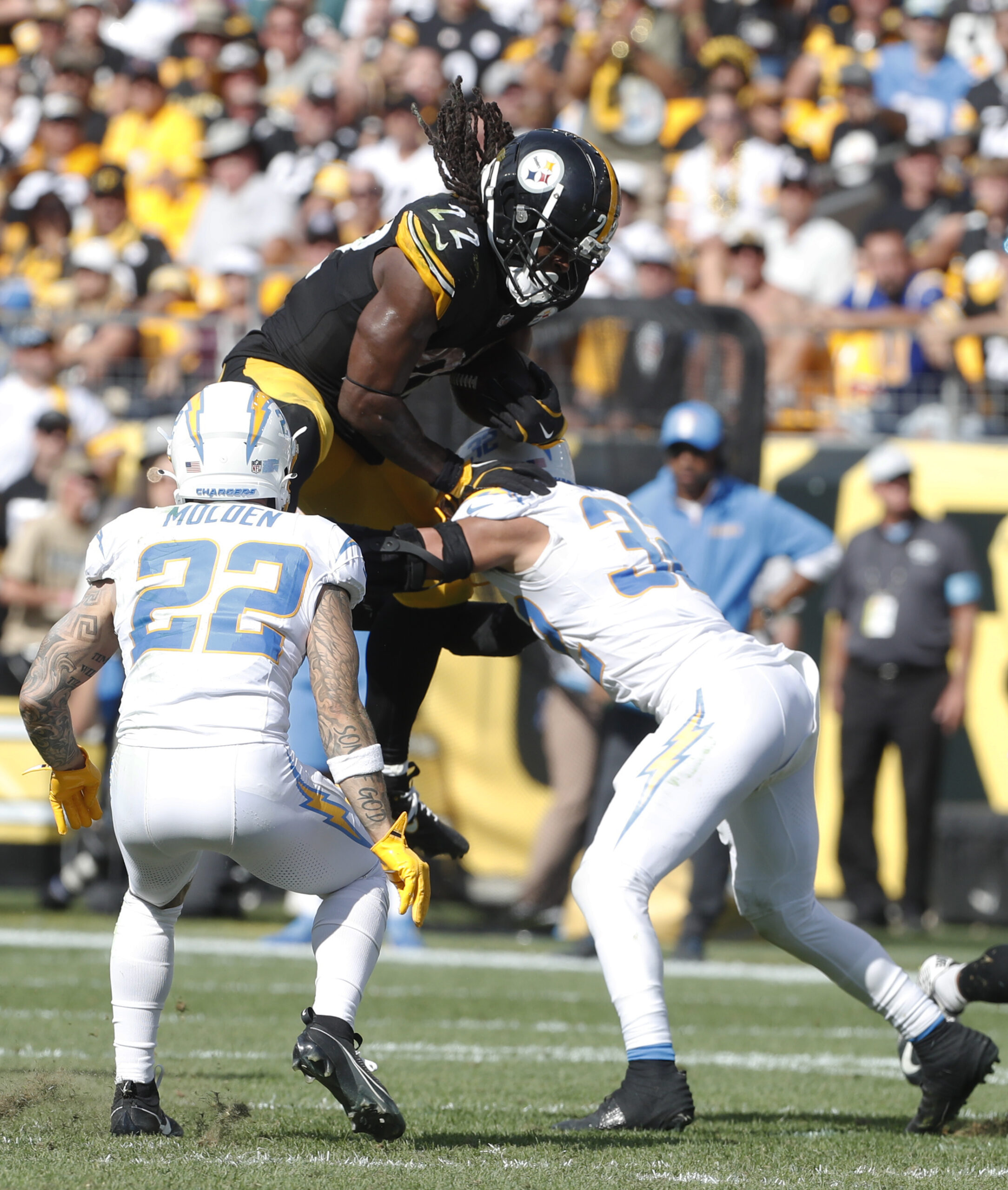 NFL: Los Angeles Chargers at Pittsburgh Steelers