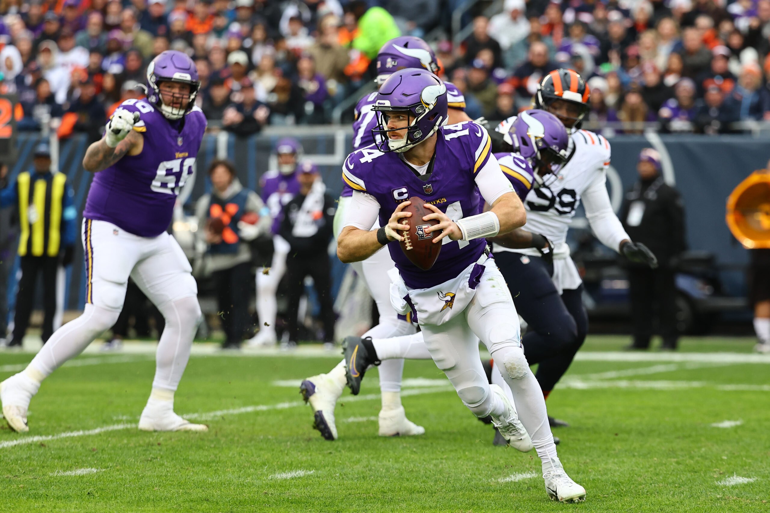 NFL: Minnesota Vikings at Chicago Bears