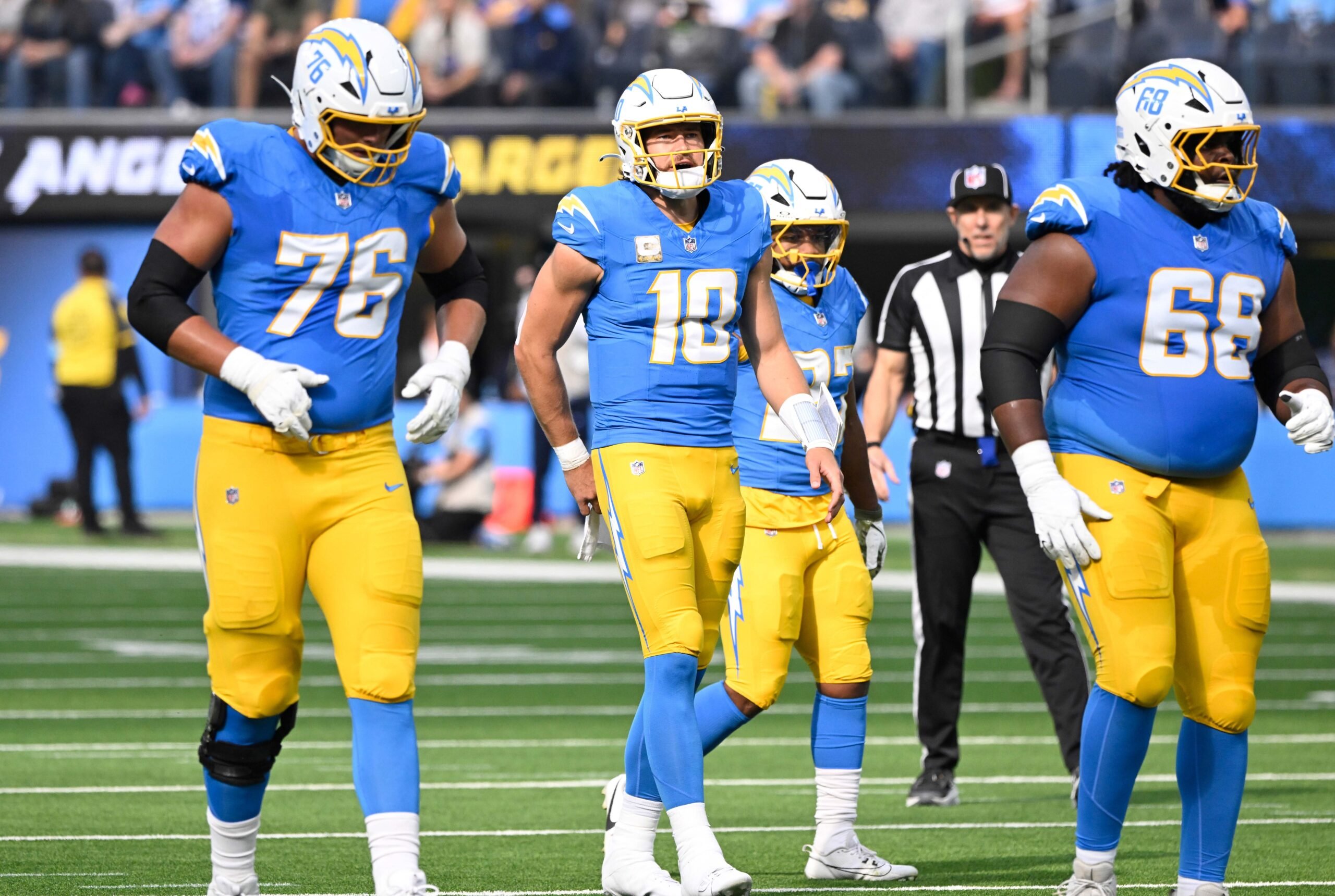 NFL: Tennessee Titans at Los Angeles Chargers